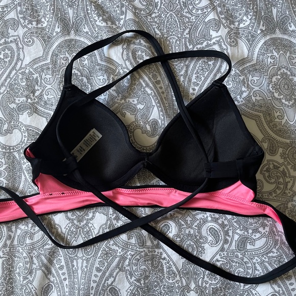 Victoria secret bathing suit top - Picture 3 of 3